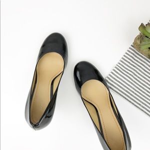 Nine West Round Toe Patent Pump